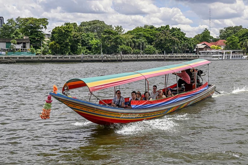 Excursion boat on the Chao Phraya River, Bangkok, Thailand