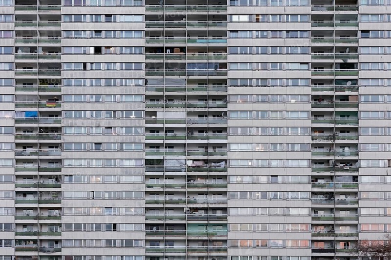 Dreary tower block from the 1970s in the Hochheide residential park, run-down property with owner-occupied flats, Duisburg, North Rhine-Westphalia, Germany
