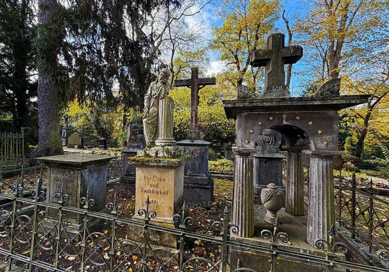 Old tombs at the castle cemetery at the Michaelskapelle, Bad Godesberg, Bonn, North Rhine-Westphalia, Germany