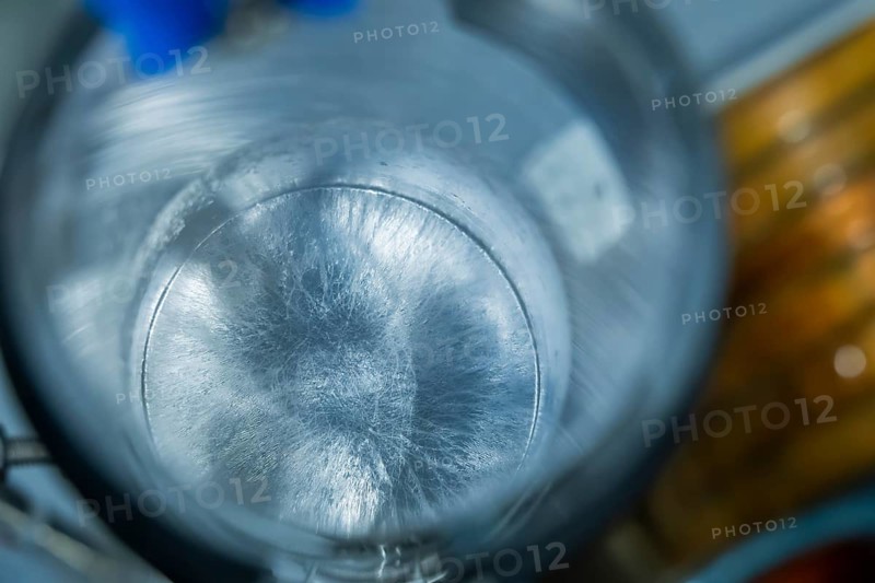 The Dresden-Rossendorf research centre invited visitors to experience science and research up close and to talk to researchers. During numerous guided tours of large-scale equipment and laboratories, visitors were able to take a look behind the scenes of current research and discover its entire spectrum. Liquid metal, gallium, Rossendorf, Saxony, Germany