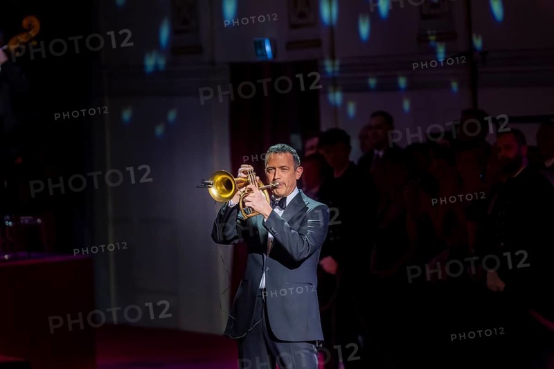 The SemperOperaball 2025 celebrated its 100th anniversary on Friday. Germany's most beautiful classical entertainment event once again proved to be a complete success this year and offered a first-class programme created by top artists. Traditionally, thousands of Dresdeners also celebrated the event of the year outside on the theatre square at the SemperOperairball. Till Brönner music act opening the ball, Dresden, Saxony, Germany
