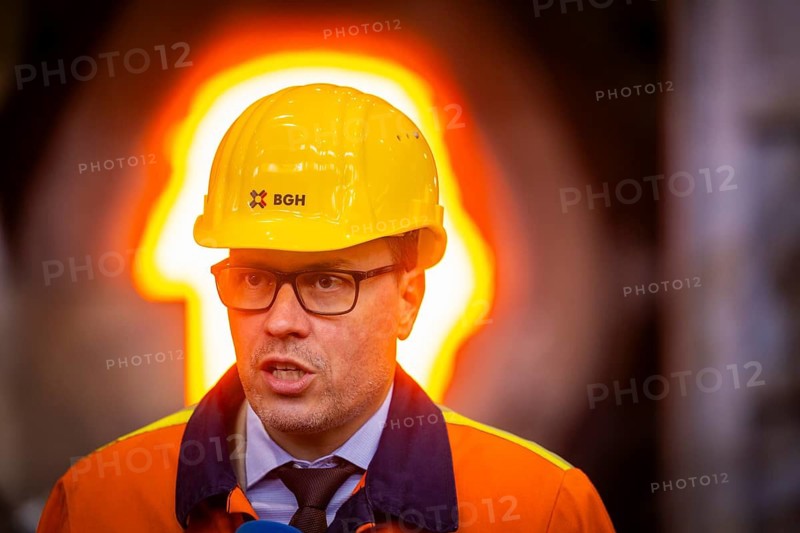 The sector needs reliable energy supply at predictable and competitive prices Joint demands from Economics Minister Dirk Panter, Companies, Steel Industry Association and IG Metall on industrial electricity prices and extension of the electricity price compensation of Saxony's Minister of Economics Dirk Panter, Freital, Saxony, Germany