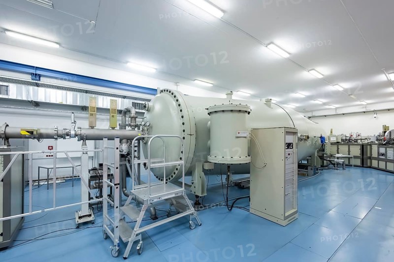 The Dresden-Rossendorf research centre invited visitors to experience science and research up close and to talk to researchers. During numerous guided tours of large-scale equipment and laboratories, visitors were able to take a look behind the scenes of current research and discover its entire spectrum. HZDR: Institute of Ion Beam Physics and Materials Research, Ion Beam Centre 6 MV Tandem Accelerator. Materials research and modification with high-energy ions, Rossendorf, Saxony, Germany