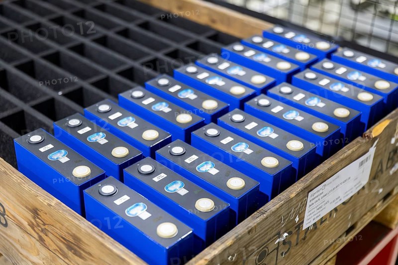 JT Energy Systems is the largest production centre for lithium-ion batteries in the intralogistics industry. On an area of 42, 000 m², lithium-ion batteries are produced and reconditioned with modern production technologies according to the highest quality standards, Freiberg, Saxony, Germany