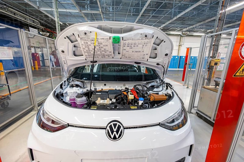 Electric car production in the assembly halls of VW in Zwickau, Zwickau, Saxony, Germany