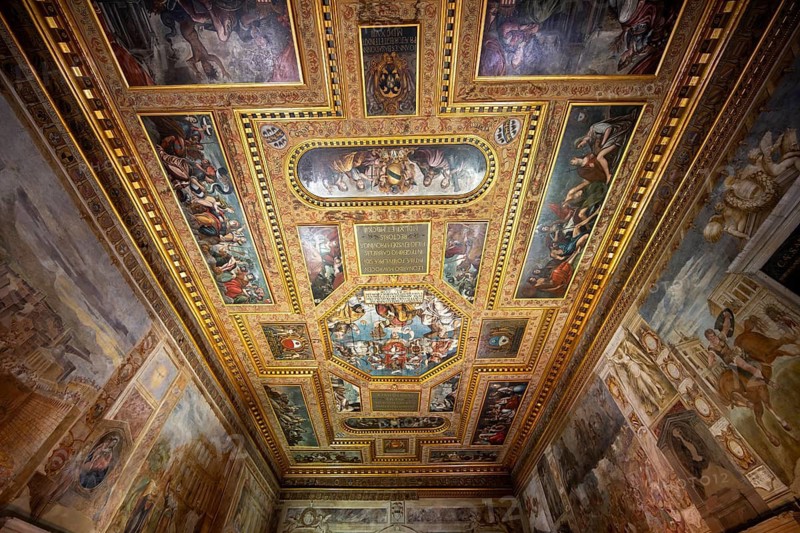 Parliament room with ceremonial ceiling, wall painting and ceiling painting, Castello di Udine, Friuli-Venezia Giulia, Italy