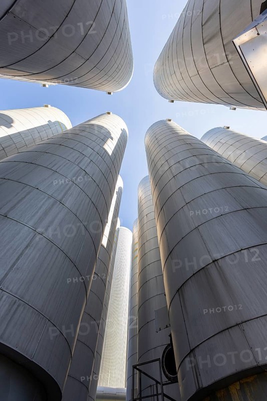 Innovationskraftwerk Dresden-Reick Hot water storage for district heating, Dresden, Saxony, Germany