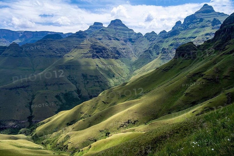 Mountain landscape of the Cathedral Range, view of Cathedral Peak or Cathedral Piek or Mponjwana, Drakensberg Mountains, KwaZulu-Natal, South Africa