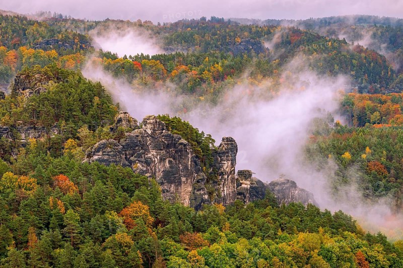 Autumn in the Elbe Sandstone Mountains in the Saxon Switzerland National Park, Lohmen, Saxony, Germany