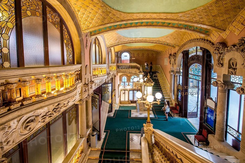 Entrance hall of the Palau de la Música Catalana (Palace of Catalan Music) concert hall, old town, Barcelona, Spain