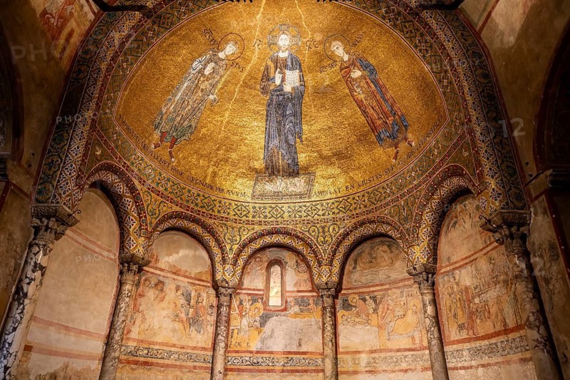 Side altar with ornate mosaics, San Giusto Martire Cathedral, Trieste, Friuli-Venezia Giulia region, Italy
