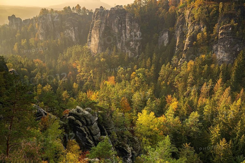 Autumn in the Elbe Sandstone Mountains in the Saxon Switzerland National Park, Lohmen, Saxony, Germany