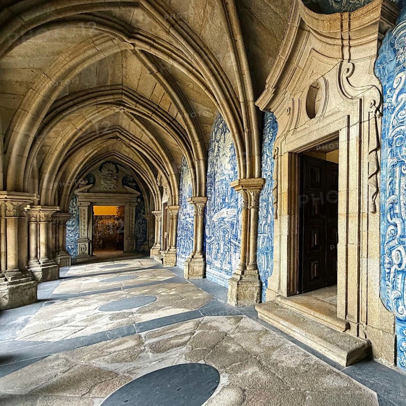 The Gothic cloister of Porto Cathedral was decorated with blue and white azulejos tiles, Sé do Porto, Portugal