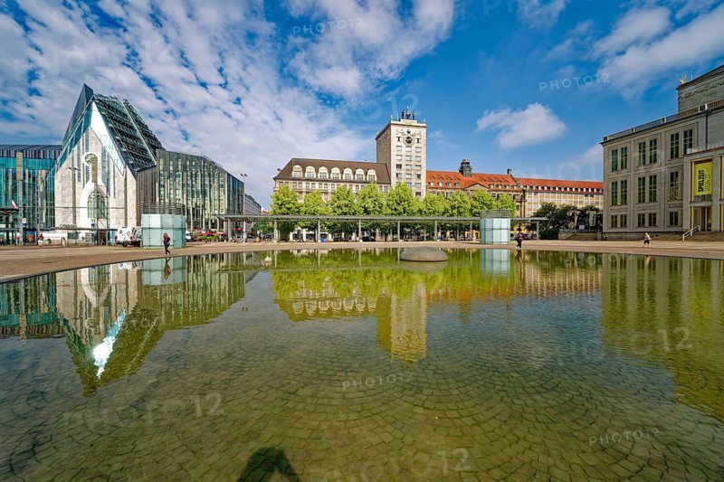 Morning atmosphere, Leipzig Augustusplatz with university and Kroch skyscraper, reflection, water reflection, Leipzig, Saxony, Germany