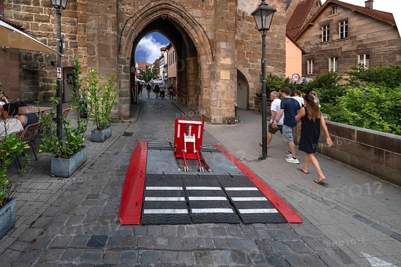 Temporary road block during the Laufer City Festival, in front of the historic Nürnberger Tor, Lauf an der Pegnitz, Middle Franconia, Bavaria, Germany