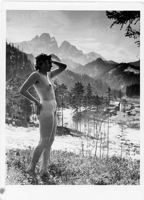 Nude photography, grace, beauty, woman standing in front of an impressive mountain backdrop and enjoying nature, Dr. Eduard Petertil, Vienna, 1902-1941, around 1930