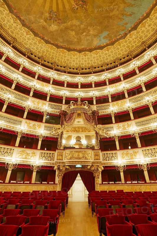 Real Teatro di San Carlo, magnificent interior, opera house from 1735, Naples, Province of Campania, Italy