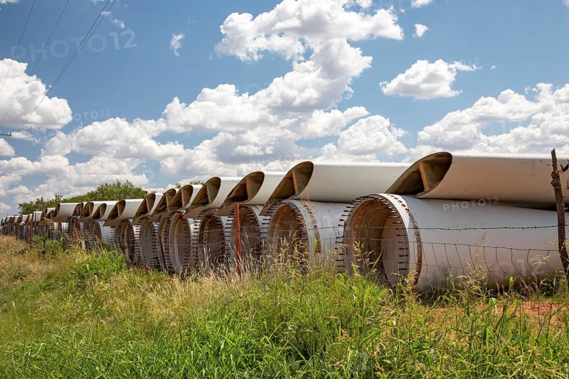 Sweetwater, Texas - Thousands of old wind turbine blades are piled up at two illegal dump sites. The state of Texas has charged Global Fiberglass Solutions with dumping the blades rather than recycling them