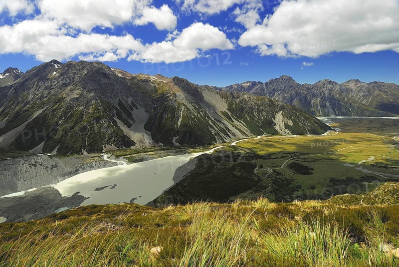Mueller Lake and Hooker River, Hooker Valley, Mt. Cook National Park, Southern Alps, World Heritage Site South West New Zealand, Canterbury, South Island New Zealand Canterbury, South West, New Zealand