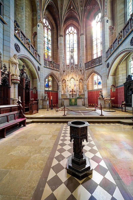 Wittenberg Castle Church, former residence of the Saxon Electors, Renaissance, Reformation, Martin Luther, 95 theses, Luther memorial, chancel with baptismal font, interior view, Luther city Wittenberg, Saxony-Anhalt, Germany