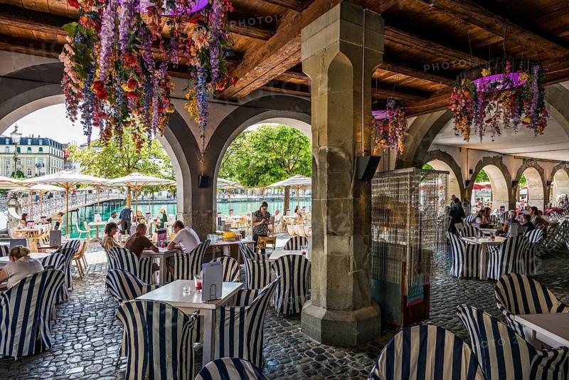 Restaurant unter arcades, Altstadt, Lucerne, Lake Lucerne, Canton of Lucerne, Switzerland