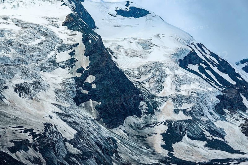 Pasterze glacier in the Hohe Tauern Nature Park at the foot of the Grossglockner, Fusch, Salzburg, Austria