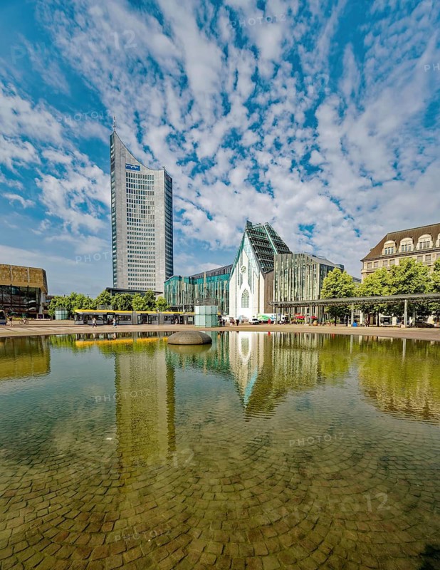 Morning atmosphere, Leipzig Augustusplatz with Gewandhaus, Mendebrunnen, city skyscraper and university, reflection, water reflection, Leipzig, Saxony, Germany