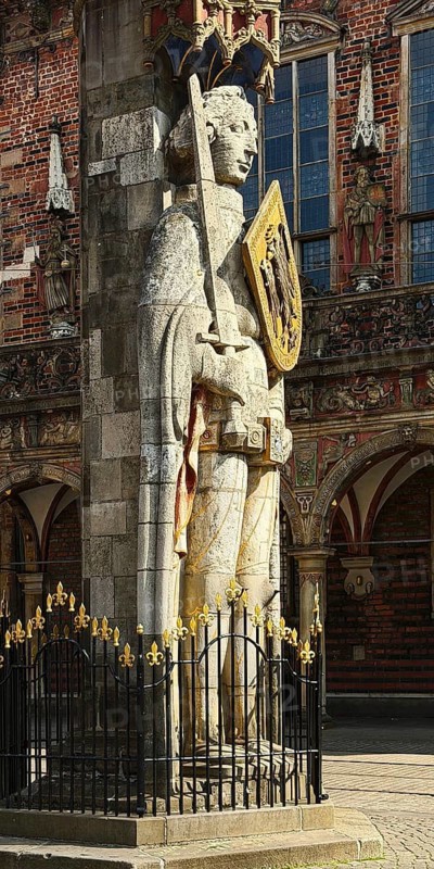 Bremen Roland, Roland statue on the market square in front of Bremen City Hall, UNESCO World Heritage Site, Hanseatic City of Bremen, Germany