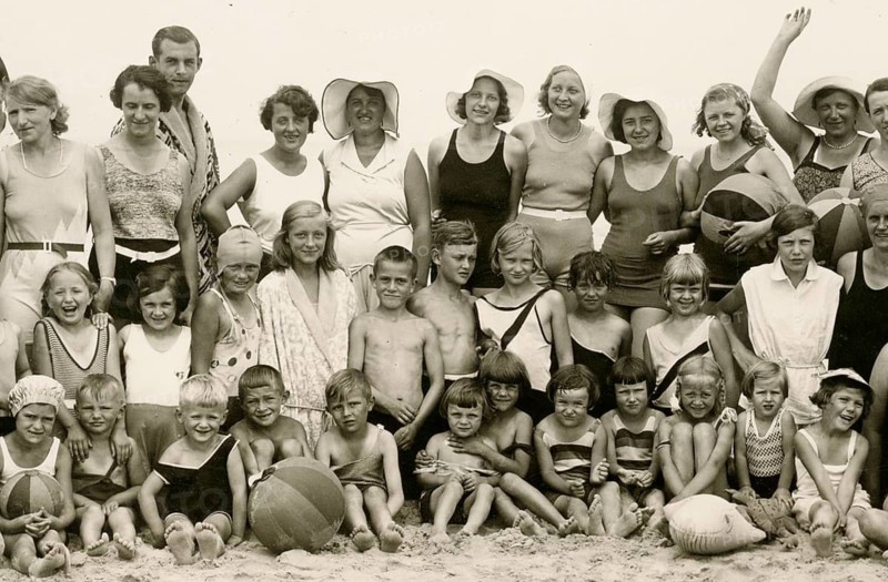 Swimwear, bathing, beach, summer, woman, children, girls, boys, Heidebrinck, Miedzywodzie, Dziwnów. West Pomerania, former German Eastern Territories, Poland, 1920s, around 1926