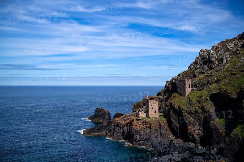 Ruin, Crown Mine engine houses, Botallack Tin Mine, tin mine, tin mine, mining, Pendeen, Trewellard near St Just in Penwith, coast, cliffs, Cornwall, England, Great Britain, Great Britain