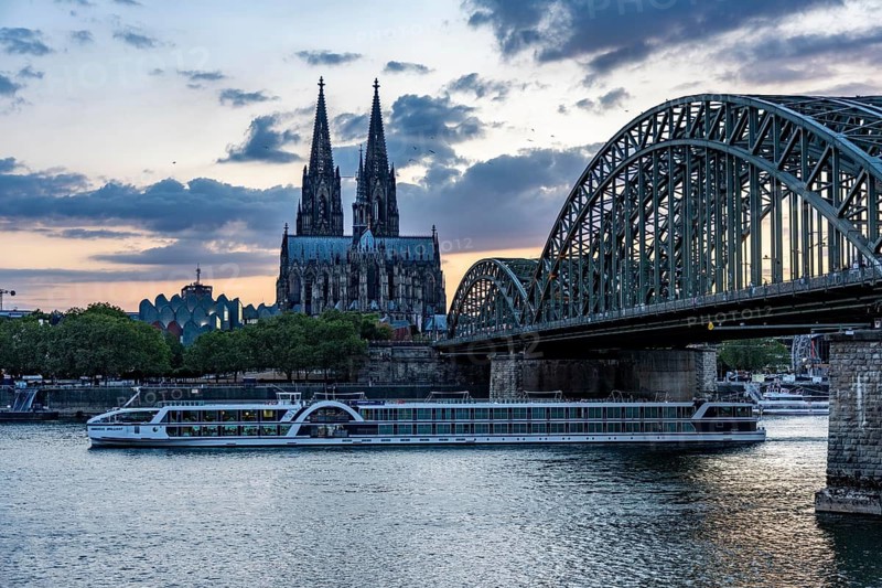 Cologne Cathedral, Hohenzollern Bridge, View from Deutz Ufer, Dramatic Sky, Sunset, Rhine Cruise Ship, Amadeus Brilliant, on the Rhine, North Rhine-Westphalia, Germany