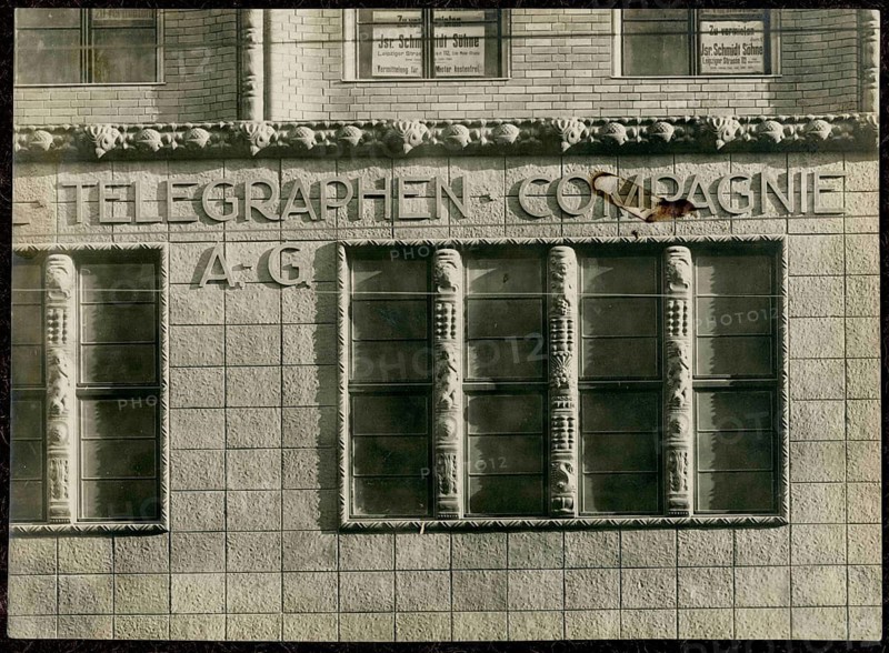 Berlin, Mitte, Schützenstr. 28, Wolff telegraph office, commercial building, expressionist façade design, multi-storey building with brick façade, around 1924