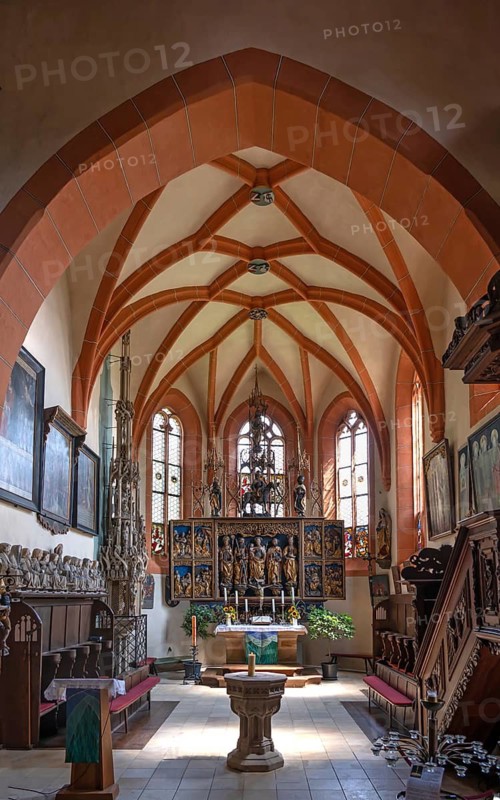 Altar of St. Andreas Church, a Gothic hall church, mentioned as early as 1390, Dorfplatz 8, Kalchreuth, Mittelfanken, Bavaria, Germany