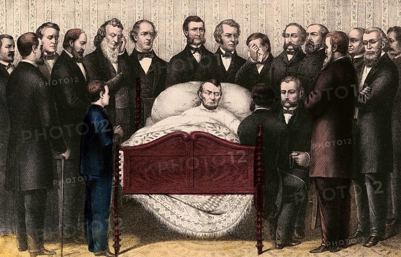 President Abraham Lincoln is on his deathbed, surrounded by cabinet members, politicians, and military officials who mourn him. At the bottom of the print, the people present are inscribed by name, including political figures such as Charles Sumner and Robert Lincoln. The work documents the moments of farewell at Petersen House following the assassination attempt at Ford's Theatre on April 15, 1865, American history, authentic, digitally restored reproduction in high resolution from a 19th-century model, exact date of presentation unknown, historical