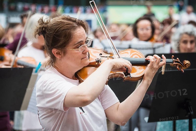 Symphonic Mob by the German Symphony Orchestra (DSO), conducted by its future principal conductor Kazuki Yamada, on 20 June 2026. Professional and amateur musicians will perform works by Brahms, Mozart, Haydn and Bizet together at the former Sony Centre in Berlin's Potsdamer Platz