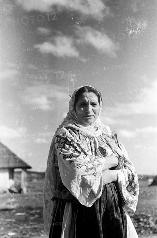 Historische Luftaufnahme, Gesichter des zweiten Weltkrieges, Portrait einer griechischen Bäuerin in der Nähe von Philippi, Griechenland, 1942