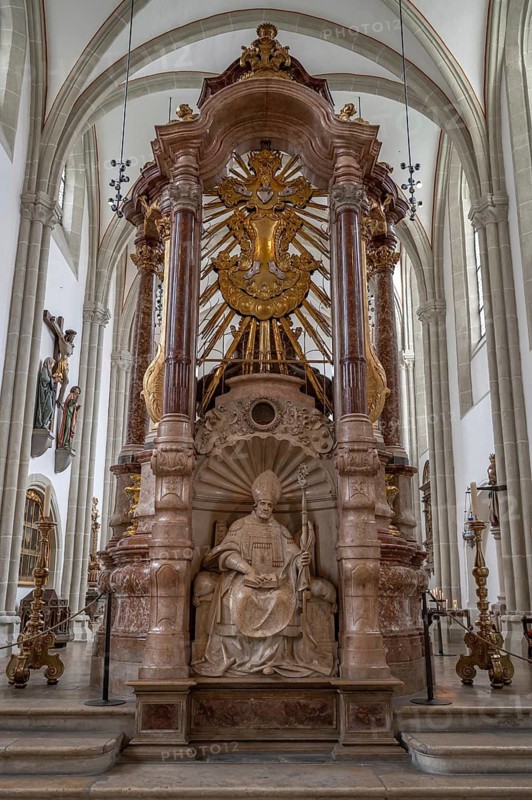 The Willibaldsgrab was created in the 16th century by Renaissance sculptor Loy Hering, Eichstätter Dom, Domplatz 8, Eichstätt, Upper Bavaria, Germany