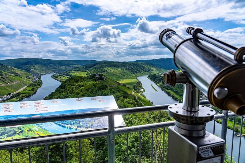 The wine town of Pünderich, right, and Zell Moselle, in the district of Cochem-Zell, on the Moselle, view from the Prinzenkopf observation tower of the Marienburg vineyard, Rhineland-Palatinate, Germany