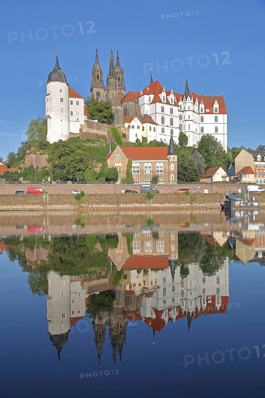 Cityscape and castle hill with Albrechtsburg and cathedral, reflection in the river Elbe, Meissen, Saxony, Germany