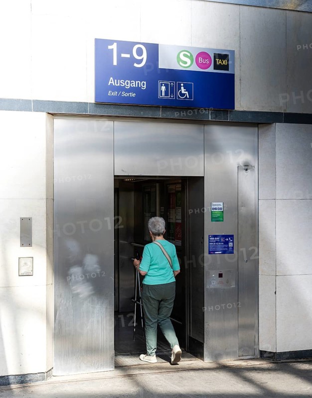 Elevator on the platform of Berliner Ostbahnhof, Berlin, Germany