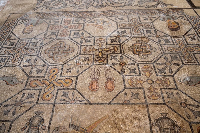 Detailed floor mosaic with depictions of marine animals, Basilica di Santa Maria Assunta, Basilica of Aquileia, UNESCO World Heritage Site, Aquileia, Friuli, Italy