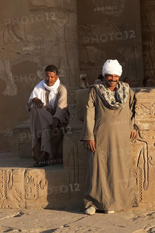 Middle East, Egypt, Egyptians, two Arabs, sitting, temple, Kom Ombo