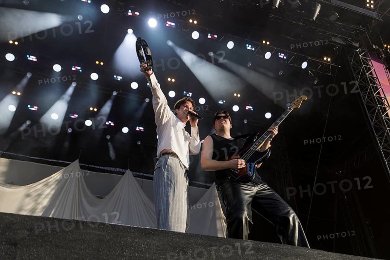 Frederik Rabe (vocalist) and Luca Göttner (bassist) from the band Giant Rooks at the Highfield Festival on Friday, Störmthaler See, 14 August 2026