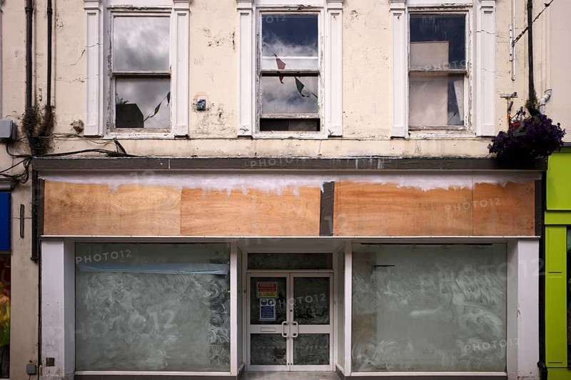 Vacancy, shop, abandoned, renovation, ruin, dilapidated, Falmouth, Cornwall, England, Great Britain, Great Britain