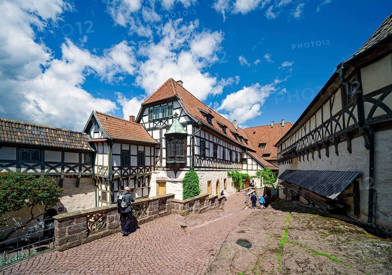 Bailiwick with Nuremberg bay window, castle courtyard, Wartburg, castle in the Thuringian Forest, UNESCO World Heritage, Eisenach, Thuringia, Germany
