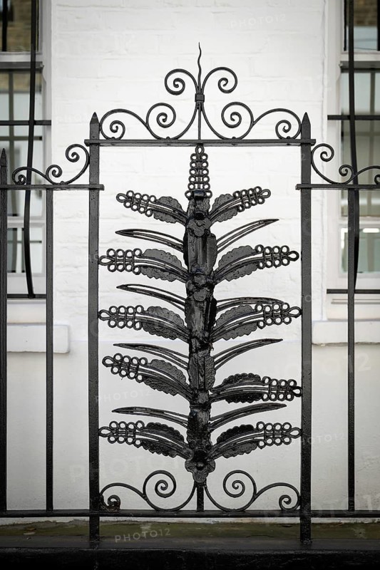 Decorative black metal mesh with floral patterns, Chelsea, London, Great Britain, England, Great Britain