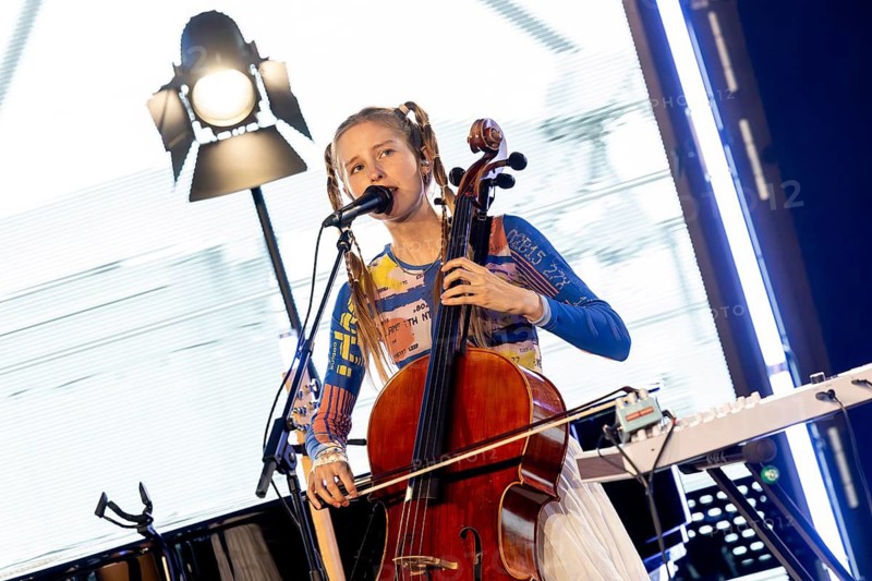 Maddie Ashman, musician, avant-garde, pop, live, 26.07.2026, ZigZag Jazz Festival, Gasometer, Sky Lounge, Berlin, Germany < english> Maddie Ashman, musician, avant-garde, pop, live, July 26, 2026, ZigZag Jazz Festival, Gasometer, Sky Lounge, Berlin, Germany