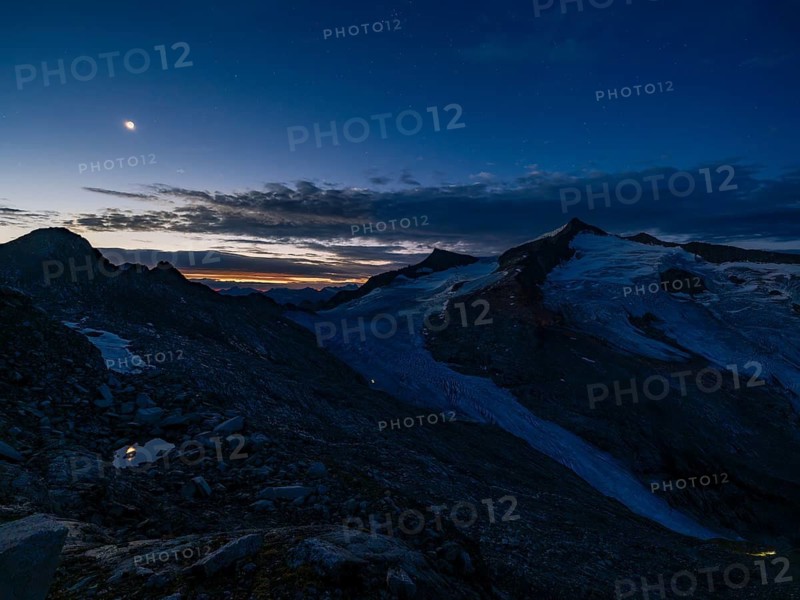 Glaciated summit of Grossvenediger, at dawn, Venice Group, Hohe Tauern National Park, Province of Salzburg, Austria