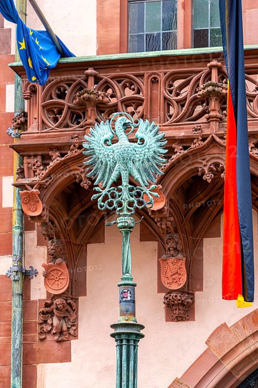 Heraldic animal in front of the entrance to the Old Town Hall on Römerberg, Frankfurt, Hesse, Germany