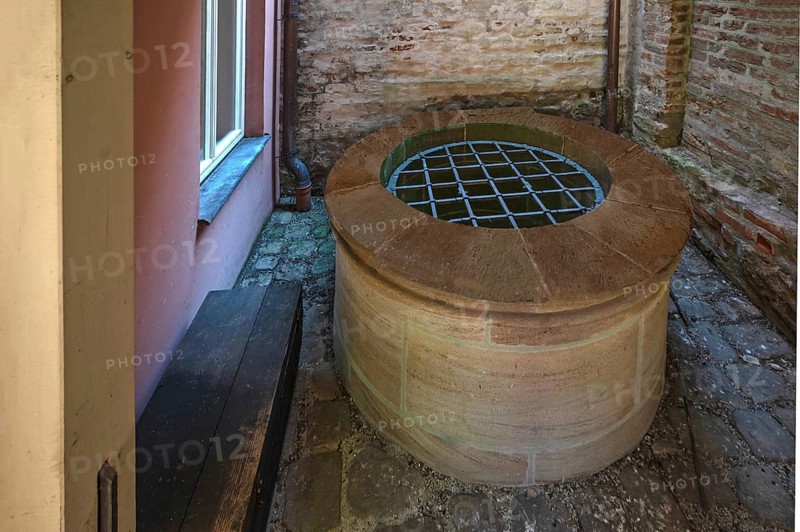 Historic fountain in the courtyard at Pfeiffergasse 7, Nuremberg, Middle Franconia, Baqyern, Germany
